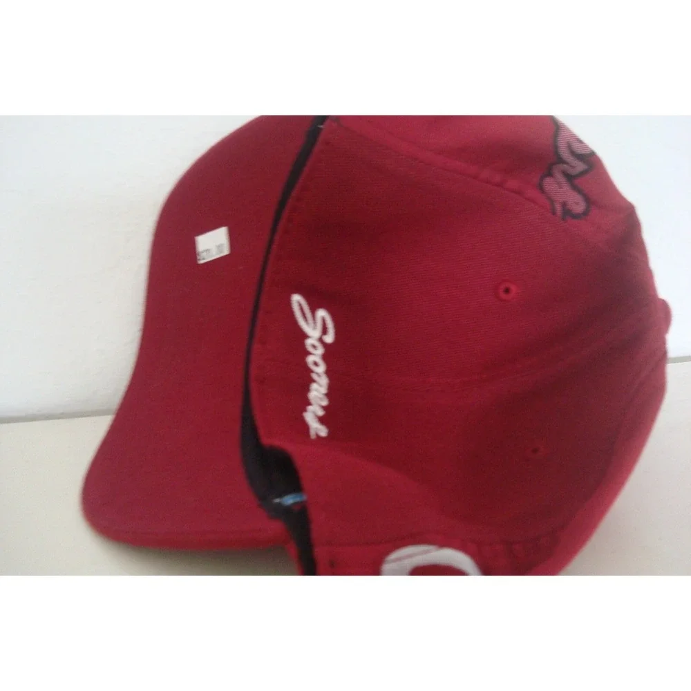 OKLAHOMA SOONERS ‎   FITTED S/M  BEACH GOLF  DEADSTOCK HAT CAP VINTAGE D3